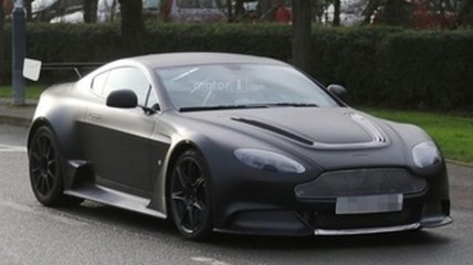 Aston Martin Vantage GT8 вышел на тесты