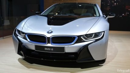 BMW i8 получил награду "Зеленый автомобиль года в мире"