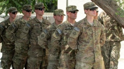 НАТО прекращает совместные операции с афганскими военными силами