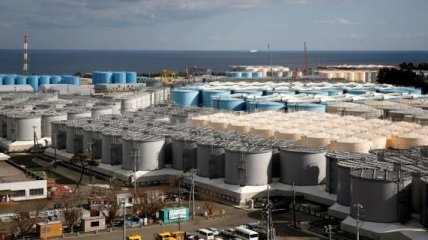 Япония хочет сбросить радиоактивную воду из АЭС "Фукусима-1" в море