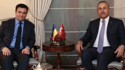Климкин и Чавушоглу обсудили открытие украинского консульства в Анталии
