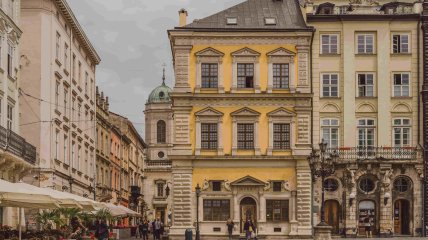 В центрі Львова під час відключень чутно гул генераторів