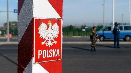 Дипломаты из РФ покинут Польшу к полуночи