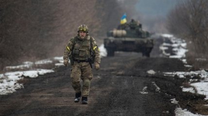 Украинские военные мощно противостоят оккупанту уже более 10 месяцев подряд