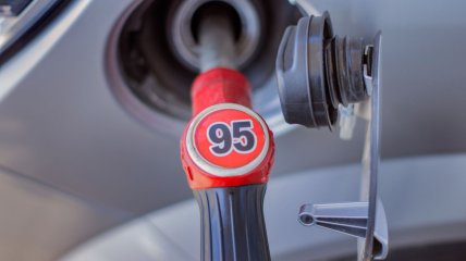 В скором времени в Украине могут вырасти цены на бензин и дизель