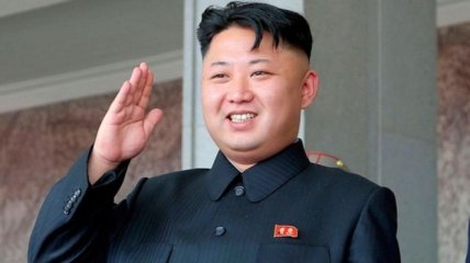 Ким Чен Ын заметно похудел: связано ли это с проблемами со здоровьем?