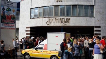 После инспекции Кличко в столице начался демонтаж киосков