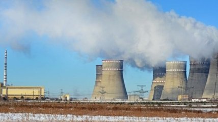 Энергосистема Украины продолжает работу без трех атомных блоков: названа причина 