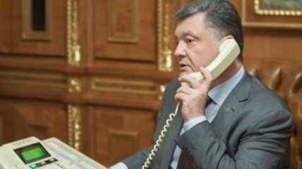 Порошенко и Могерини обсудили ситуацию на востоке Украины