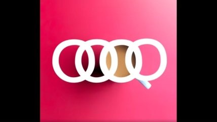 "Вызов четырех колес": Mercedes приняла участие во флэшмобе Audi (Видео)