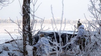 Обострение на Донбассе: Авдеевку обстреливали из танка, один боец погиб