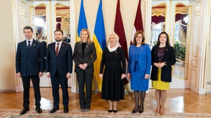 Заместитель Председателя Верховной Рады Украины Елена Кондратюк с латвийскими коллегами
