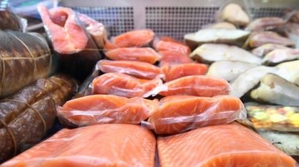 Вспышка ботулизма: из супермаркетов Львова изъяты опасные рыбные продукты