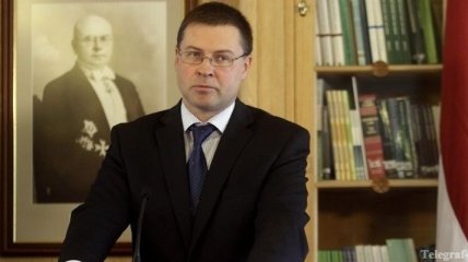Премьер Латвии уходит в отставку после трагедии в Риги 
