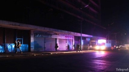 В некоторых районах Каракаса частично восстановили энергоснабжение
