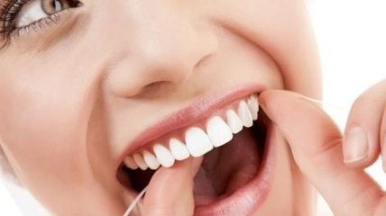 Как использовать зубную нить?