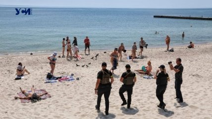 В Одессе повестки раздают на пляжах