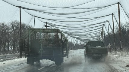 Дороги, покриті сітками