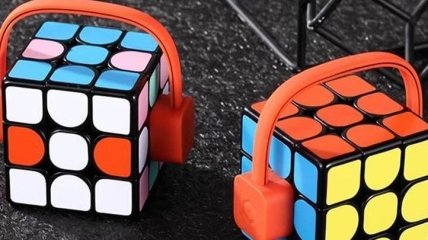 Необычная игрушка: Xiaomi выпустила умный кубик Рубика