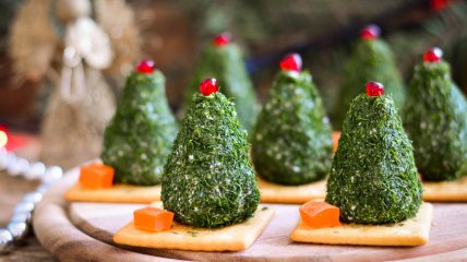 Закуска "Ялинка" з сиру