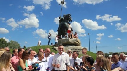 С подачи Кличко в Киеве появился новый памятник