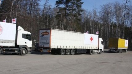 Красный Крест направил в ОРДЛО более 100 тонн гумпомощи