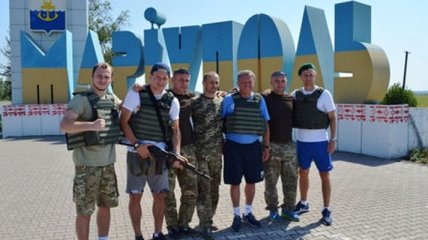 Украинские сборники посетили зону АТО для поддержки бойцов (Фото)