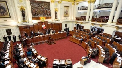 В Перу оппозиция инициировала импичмент президента из-за обвинений в коррупции