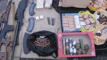 Тайник с оружием и боеприпасами обнаружили на Луганщине