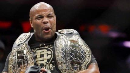 Чемпион UFC назвал условие для боя с Джошуа