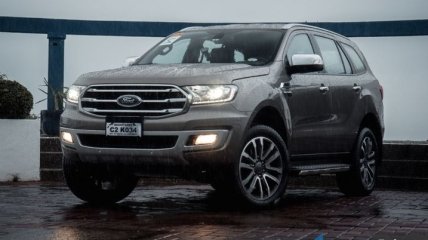 Ford Everest: рамный внедорожник уже в продаже (Фото)