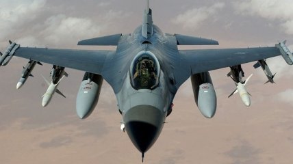 США продаст Тайваню новые истребители F-16C/D