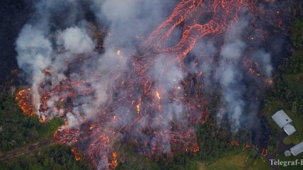 Виноваты дожди: извержение вулкана Килауэа могли спровоцировать обильные осадки
