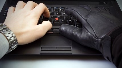 "Самую мощную хакерскую атаку" повесили на россиян