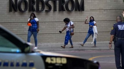 У торговельному центрі Техасу сталася стрілянина: є поранений