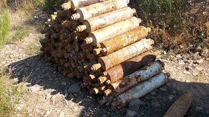 На Закарпатье в лесу обнаружено более 60 реактивных снарядов