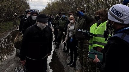 На Донбассе начался обмен удерживаемыми лицами