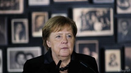 Меркель заявила о глубоком стыде Германии за Холокост
