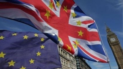 Британия и ЕС назвали дату запуска переговоров по Brexit