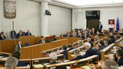 Сенат Польши просит Сейм признать Волынскую трагедию геноцидом