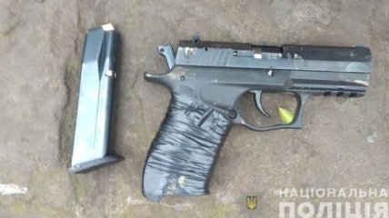 У Кривому Розі чоловік стріляв у патрульних