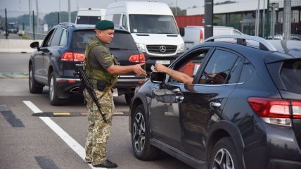 Выезд за границу военнообязанных