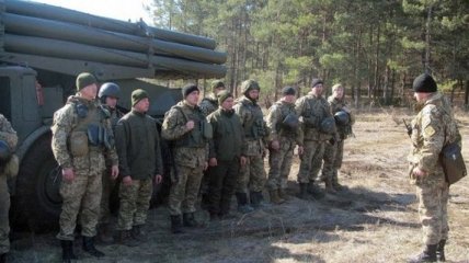 Как украинские военные проводят учения с применением РСЗО "Ураган"
