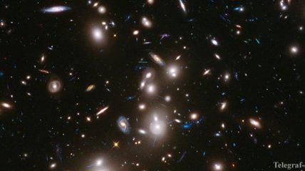 Hubble Frontier Field представил доказательства существования темной материи
