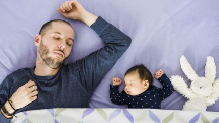 Отцы также склонны испытывать послеродовую депрессию: исследования подтвердили
