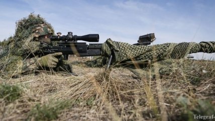 Полторак отметил роль снайперов ВСУ в борьбе с противником