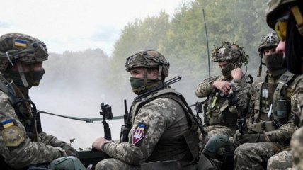 Троє поранені, один - важкий: ВСУ зазнали втрат на Донбасі після обстрілів бойовиків