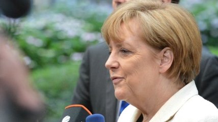 Меркель: На саммите ЕС решат вопрос о расширении санкций против РФ