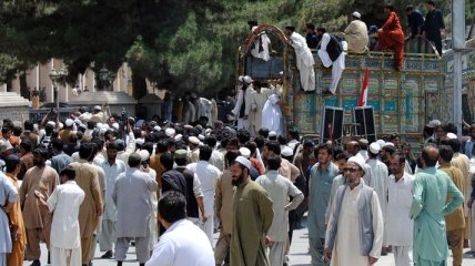 На митинге в Пакистане погибли шесть человек
