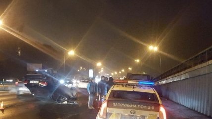 В Киеве произошло ДТП с автомобилем Daewoo Lanos